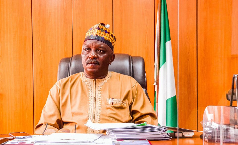 Hukumar EFCC ta kama tsohon Ministan Lantarki Mamman wanda aka riga aka yanke wa hukunci