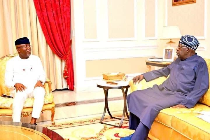 Tinubu ya gana da wasu gwamnoni a Legas bayan nasarar da ya yi a zaɓen fidda gwani