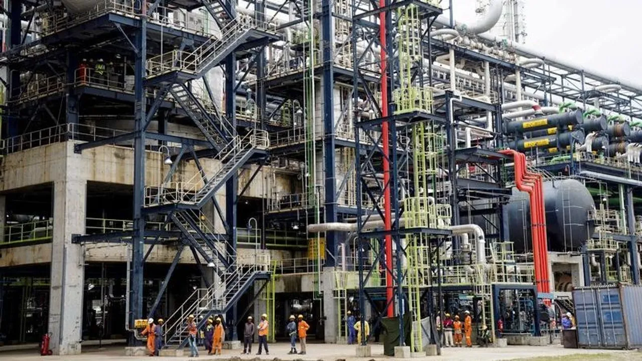 Dangote Ya Ƙara Yawan Man Fetur Da Matatarsa Ke Tacewa A Rana
